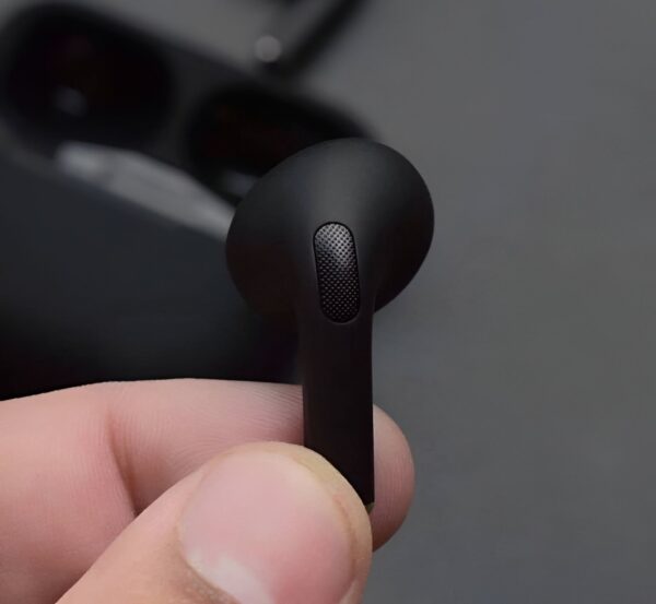 Airpods Pro black usb c - Image 3